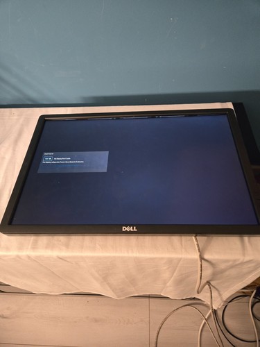Dell p2213 led monitor - p2213, 22"