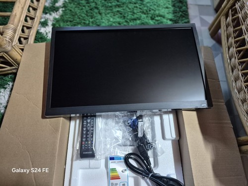 Samsung db22d full hd - 21.5,